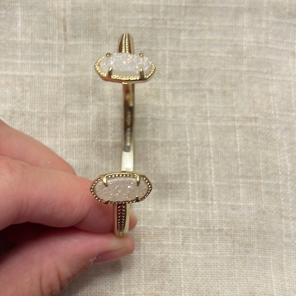 Kendra Scott Elton cuff in iridescent drusy